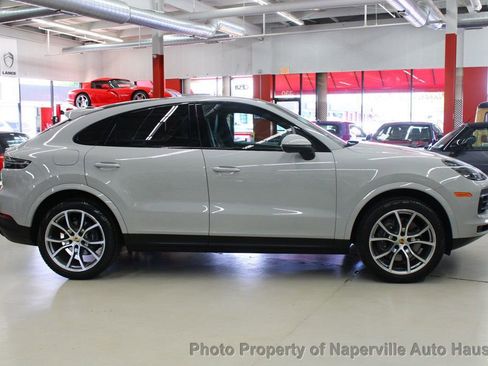 Used 2021 Porsche Cayenne Coupe AWD/4WD image 7