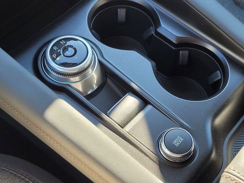 New 2026 Ford Explorer Active image 48