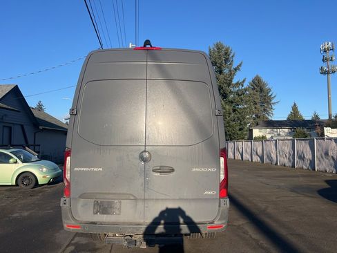Used 2023 Mercedes-Benz Sprinter 3500 image 6