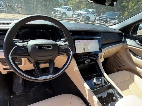 New 2026 Jeep Grand Cherokee Limited image 20