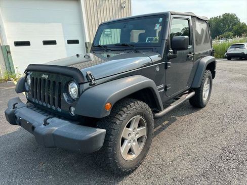 Certified 2018 Jeep Wrangler Sport AWD/4WD image 9