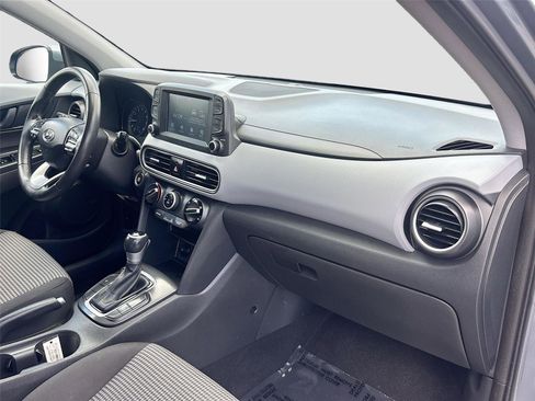 Used 2020 Hyundai Kona SEL Plus FWD image 29