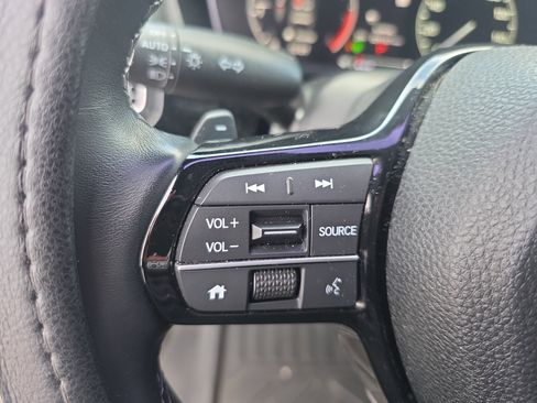 Used 2022 Honda Civic Sport image 11