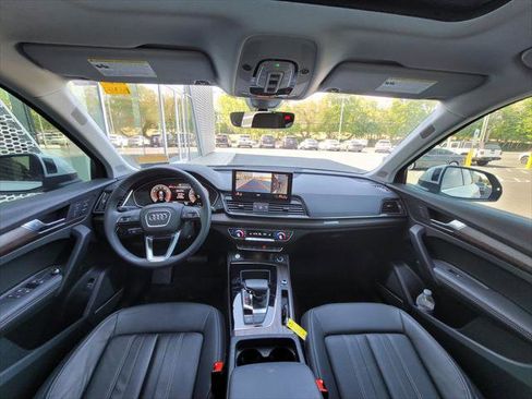 Used 2023 Audi Q5 2.0T Premium Plus w/ Premium Plus Package AWD/4WD image 15