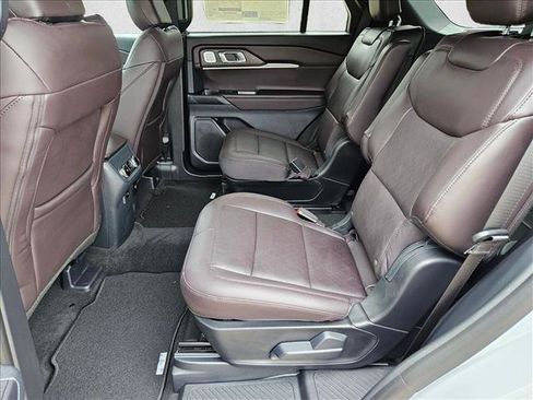 New 2026 Ford Explorer Platinum RWD image 16