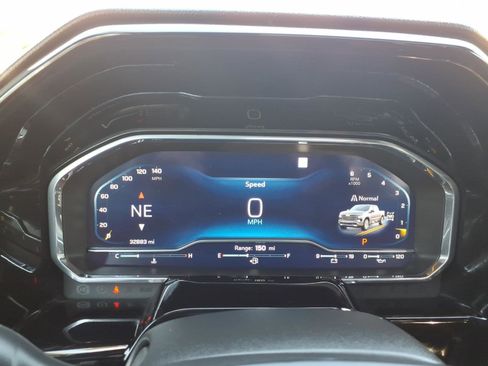 Used 2022 Chevrolet Silverado 1500 High Country w/ High Country Premium Package image 20