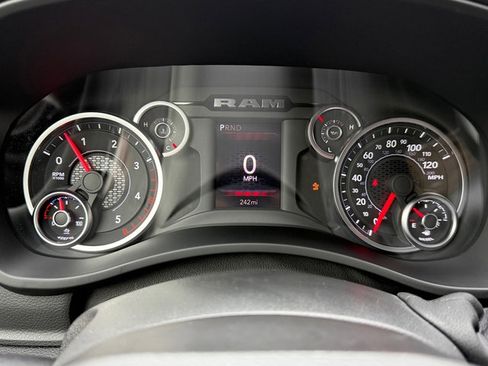 New 2025 RAM 2500 Big Horn image 29