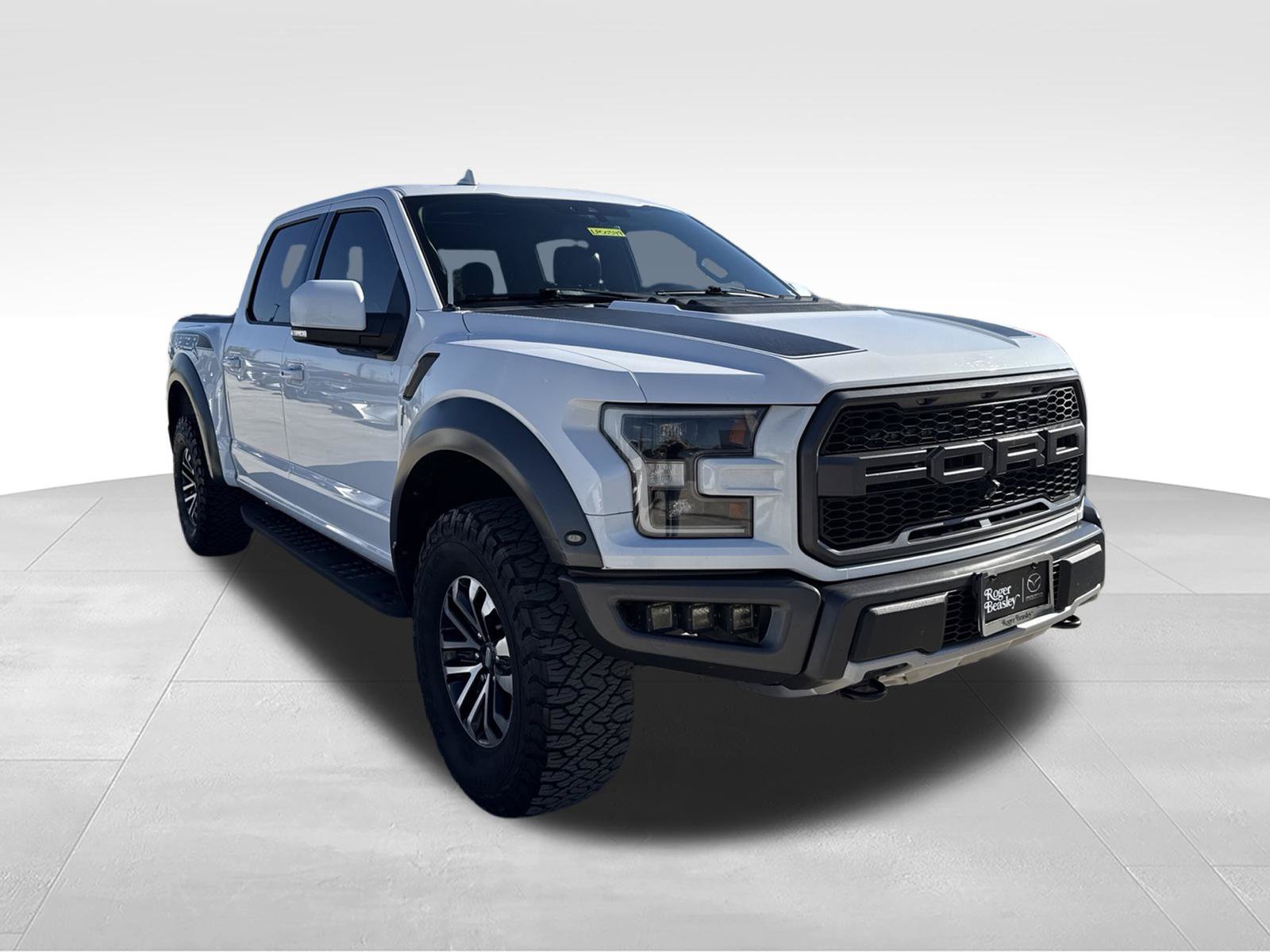 Used 2019 Ford F150 Raptor w/ Equipment Group 802A Luxury AWD/4WD image 3