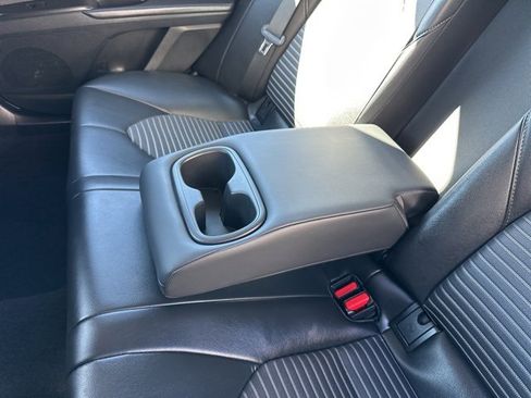 Used 2024 Toyota Camry SE image 29