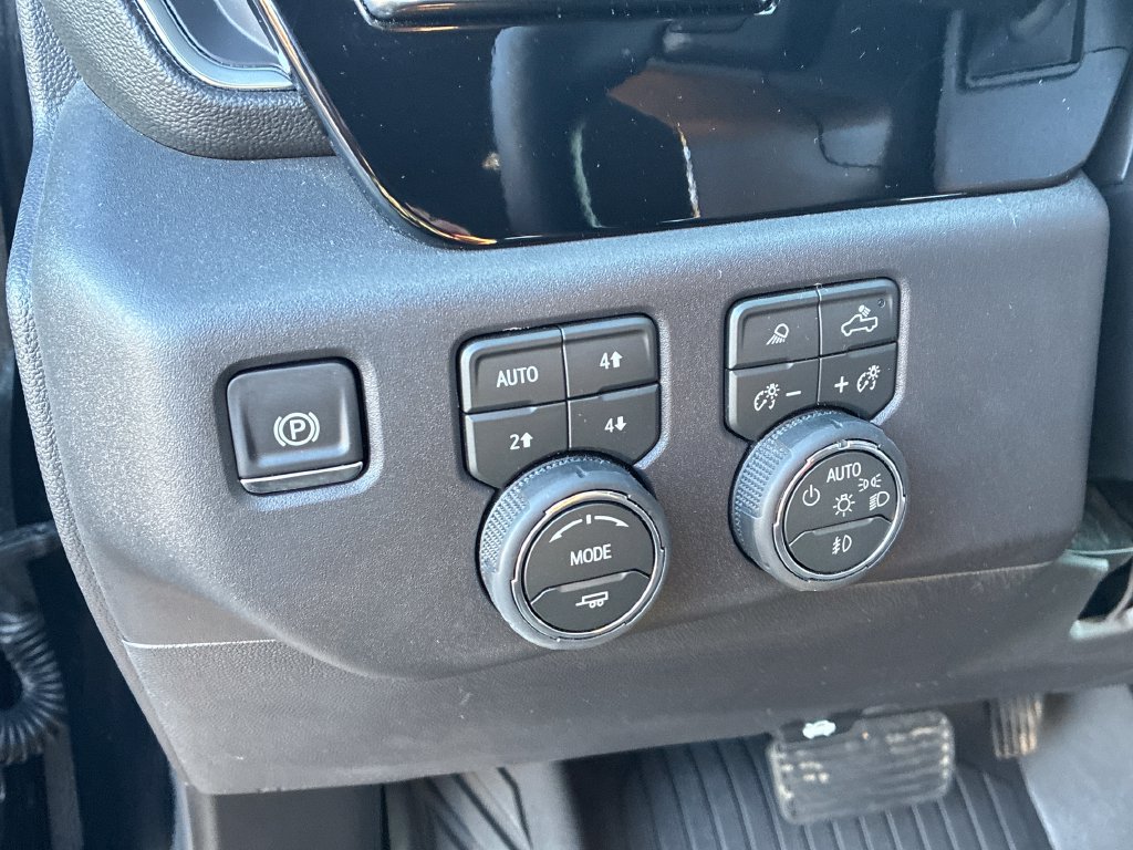 Used 2026 Chevrolet Silverado 1500 LT Trail Boss w/ Safety Package AWD/4WD image 13