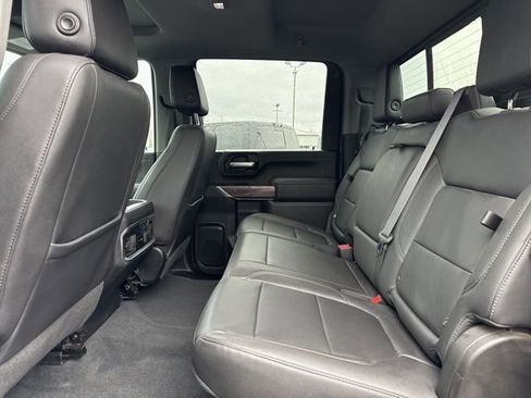 Used 2021 Chevrolet Silverado 2500 LTZ w/ LTZ Premium Package image 19