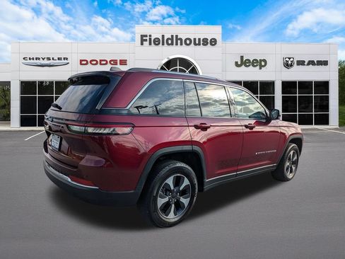 Used 2023 Jeep Grand Cherokee 4WD 4xe image 5