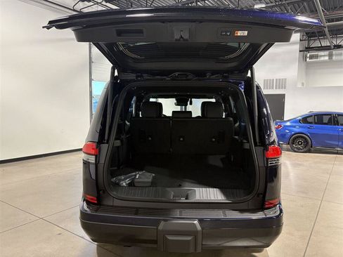 Used 2026 Lexus GX 550 AWD/4WD image 36
