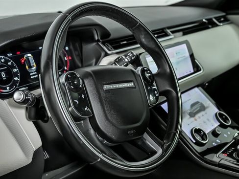 Used 2018 Land Rover Range Rover Velar R-Dynamic SE AWD/4WD image 23