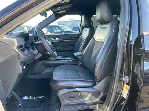 Used 2025 Ford Explorer ST-Line AWD/4WD image 7