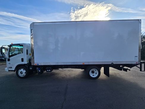 New 2024 Chevrolet Low Cab Forward 5500HD RWD image 11