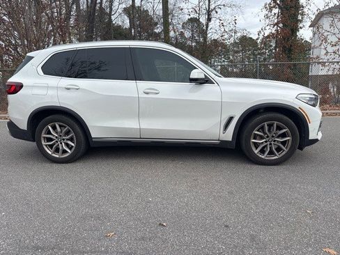 Certified 2023 BMW X5 sDrive40i w/ Premium Package image 5