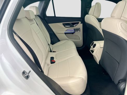 Certified 2026 Mercedes-Benz GLC 300 4MATIC image 21