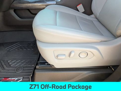 Used 2025 Chevrolet Silverado 1500 LTZ w/ LTZ Premium Package AWD/4WD image 18