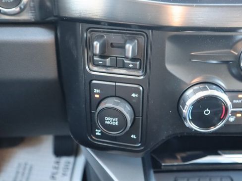 New 2026 Ford F350 Lariat w/ Black Appearance Package image 16