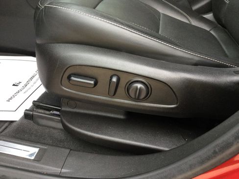 Used 2019 GMC Acadia SLT image 10