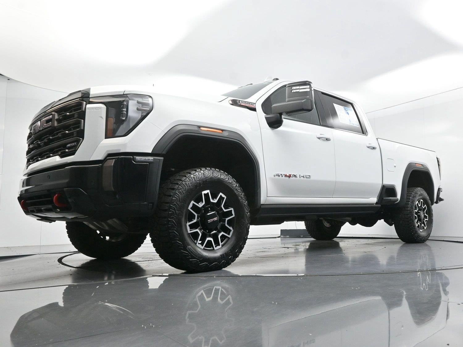 Used 2024 GMC Sierra 2500 AT4X AWD/4WD image 50