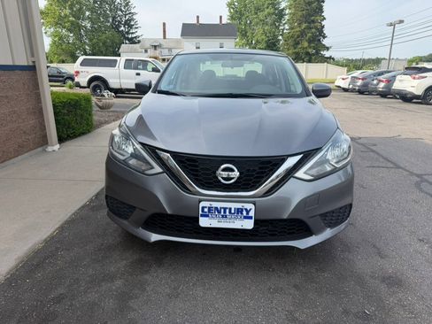 Used 2017 Nissan Sentra SV FWD image 2