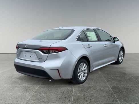 New 2026 Toyota Corolla XLE image 5