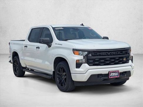 Used 2024 Chevrolet Silverado 1500 Custom RWD image 3