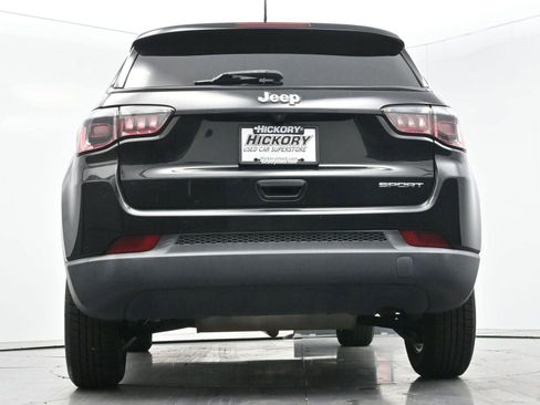 Used 2018 Jeep Compass Sport FWD image 45