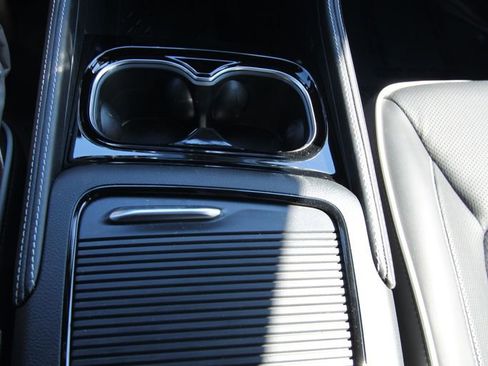 New 2026 Chrysler Pacifica Limited image 26