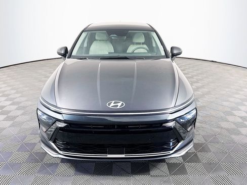 Used 2024 Hyundai Sonata SEL FWD image 2