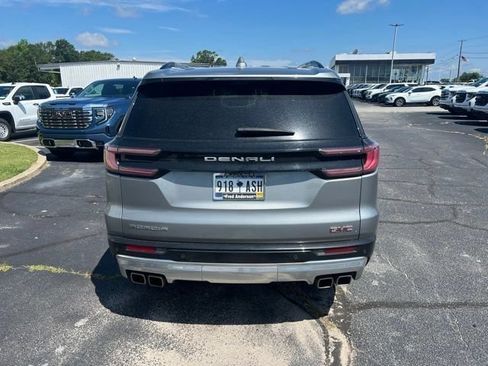 Used 2024 GMC Acadia Denali w/ Super Cruise Package FWD image 4