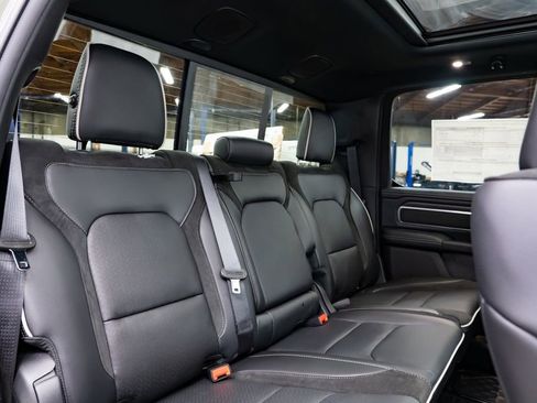 New 2026 RAM 1500 Laramie AWD/4WD image 30