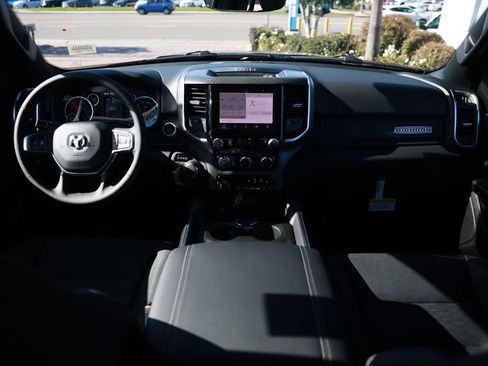 New 2026 RAM 1500 4x4 Crew Cab image 20