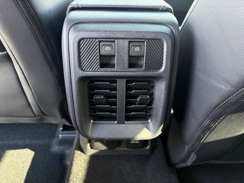 New 2025 Ford Bronco Outer Banks w/ Sasquatch Package image 14