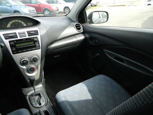 Used 2007 Toyota Yaris Sedan image 17