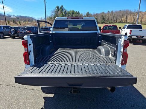 Used 2025 Chevrolet Silverado 2500 LT w/ Convenience Package AWD/4WD image 29