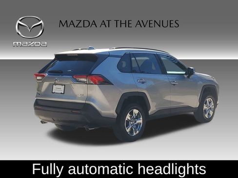 Used 2021 Toyota RAV4 XLE image 4