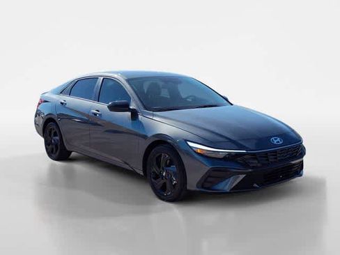 New 2026 Hyundai Elantra Sport FWD image 8