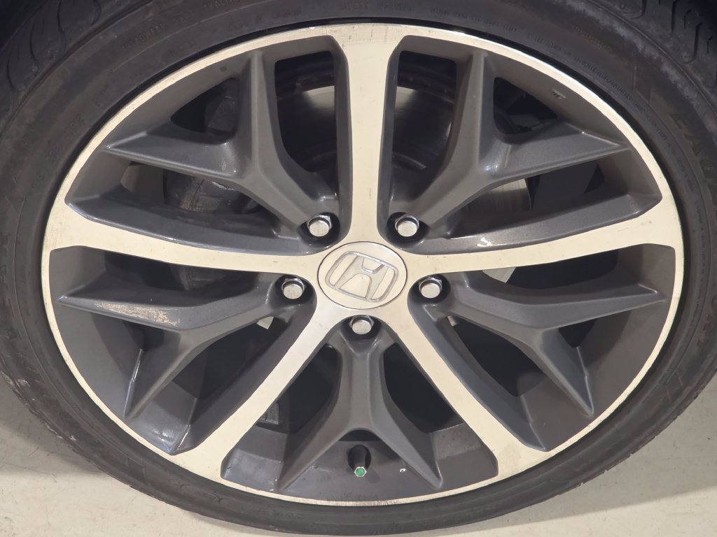 Used 2022 Honda Civic Touring image 7