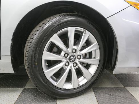 Used 2017 Toyota Camry XLE FWD image 14
