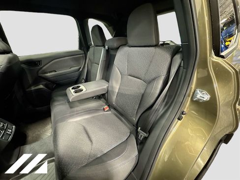 Used 2025 Subaru Forester Premium AWD/4WD image 25