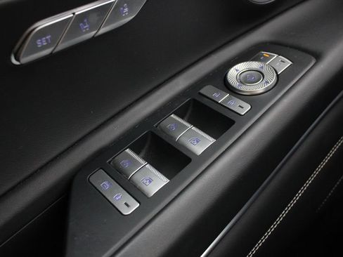 Used 2024 Genesis GV80 2.5T w/ Advanced Package AWD/4WD image 9