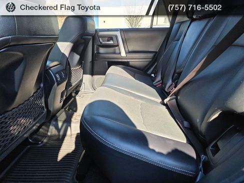 Used 2023 Toyota 4Runner Limited image 21