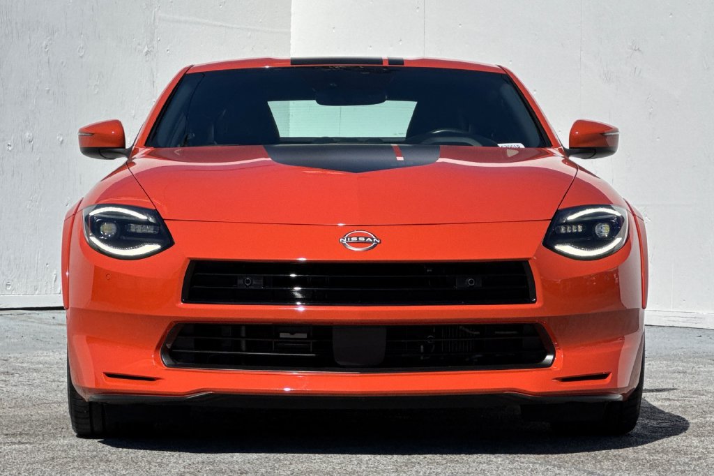 Used 2024 Nissan Z Performance w/ Heritage Edition RWD image 8