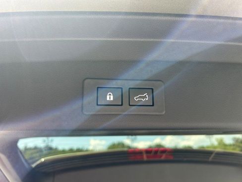 Certified 2025 Subaru Ascent Limited image 27