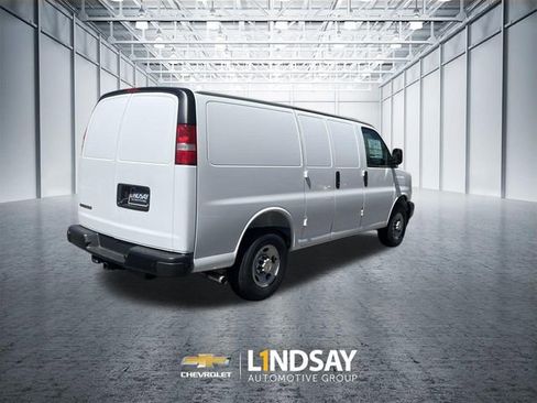 New 2026 Chevrolet Express 2500 w/ Driver Convenience Package RWD image 8