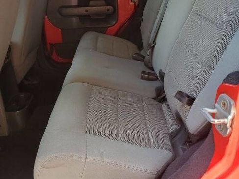 Used 2008 Jeep Wrangler Unlimited Rubicon w/ Dual Top Group AWD/4WD image 37