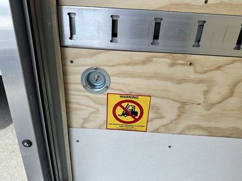 New 2024 Ford E-450 and Econoline 450 Super Duty w/ Power Windows & Locks Group image 38